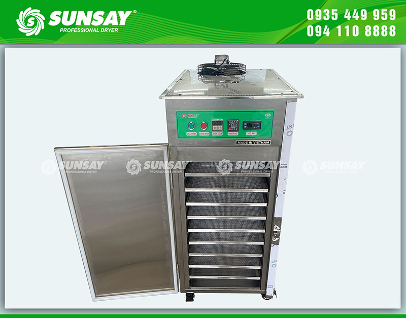 Máy được làm hoàn toàn bằng SUS 304